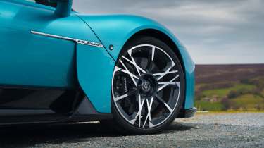 Maserati MCPura – wheel