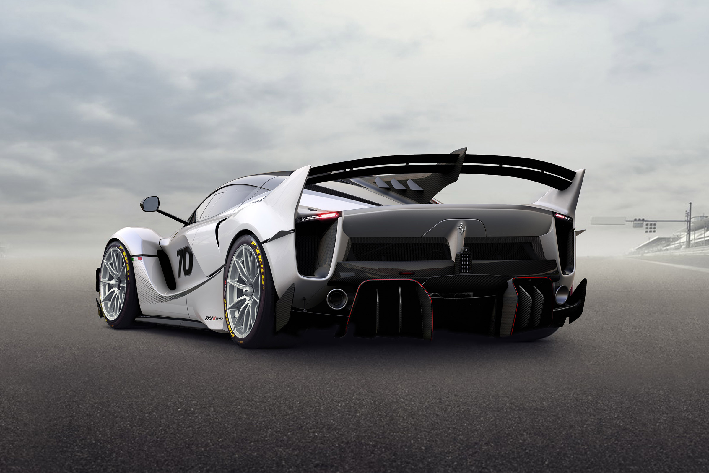 Ferrari Fxx K Evo Ferrari S Track Only Fxx K Features Tweaked Aero And Less Weight Evo