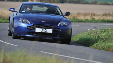 Aston Martin Vantage GMR