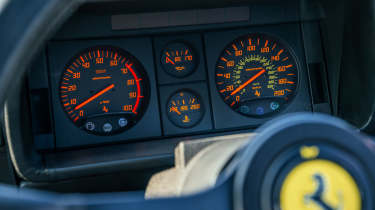 Ferrari Testarossa details