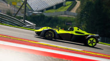 BAC Mono Cup – side