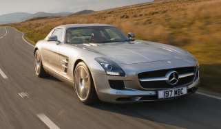 Mercedes-Benz SLS AMG