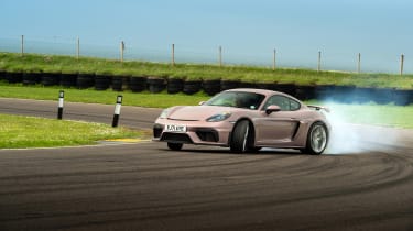 Porsche 718 GT4 – front action
