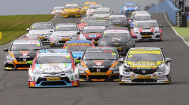 BTCC racing