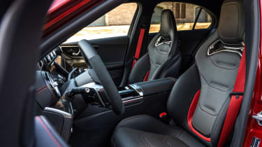 Mercedes-AMG C43 – seats