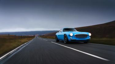 Volvo P1800 Cyan Racing – front tracking