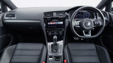 2017 Volkswagen Golf GTD - Interior