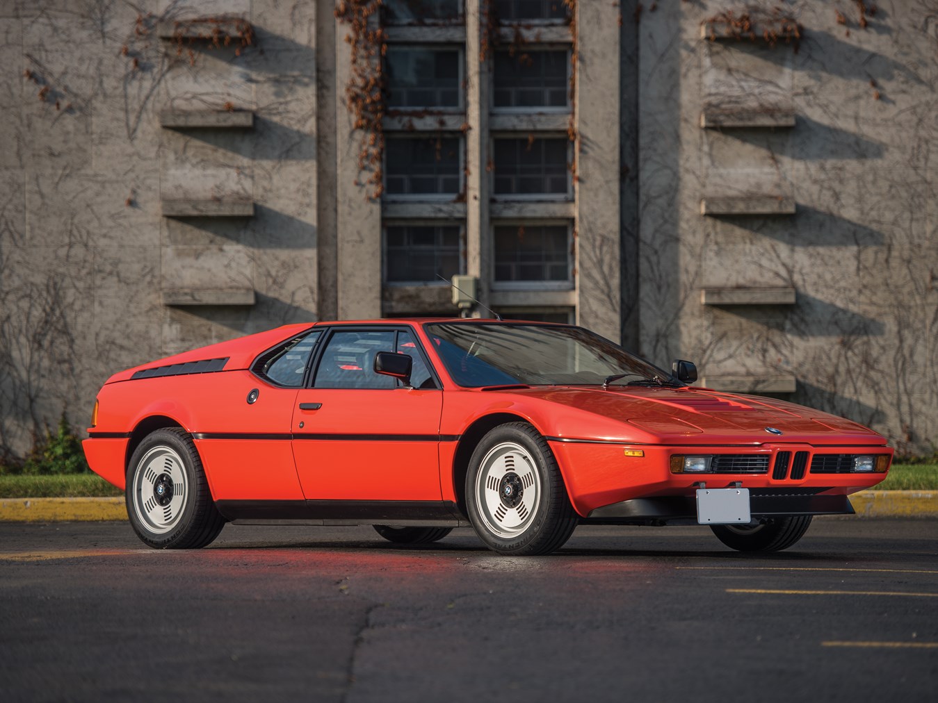 Суперкар BMW m1