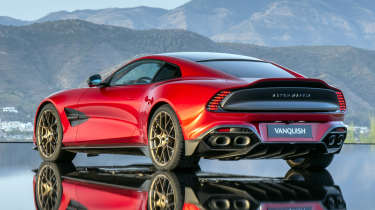 Aston Martin Vanquish – rear