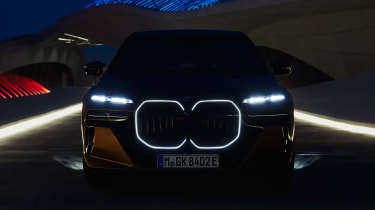 BMW i7 M70 - front grille