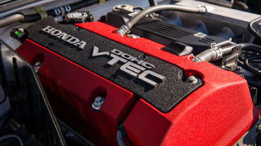 Honda S2000 engine