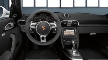 Porsche 911 Carrera GTS Cabriolet interior