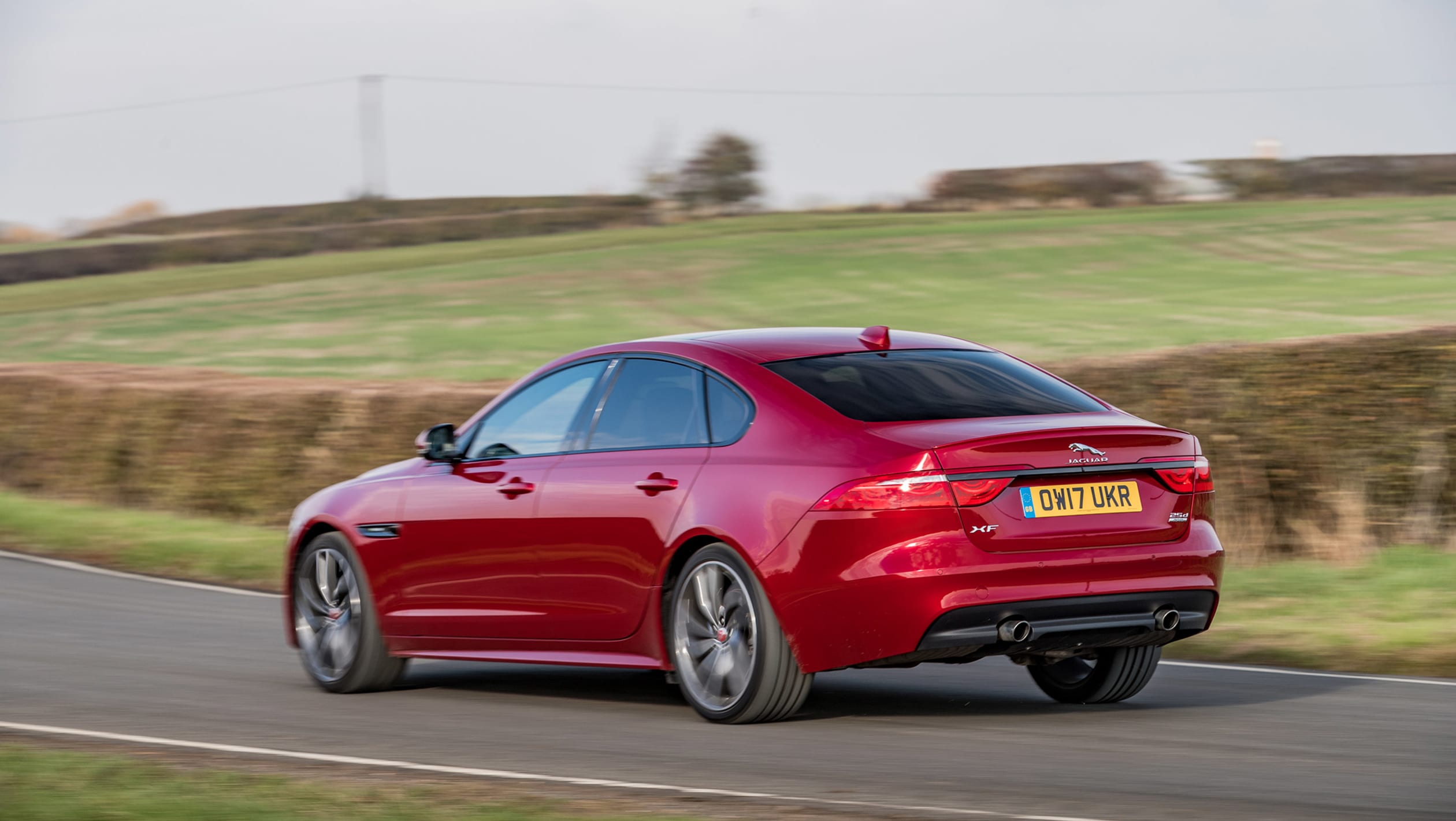 Jaguar XF RSport 300PS review pictures evo