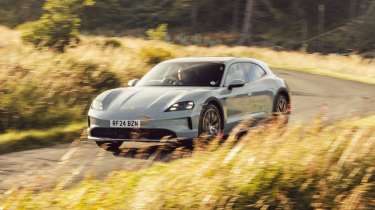 Porsche Taycan Cross Turismo