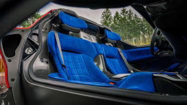 Ferrari SP3 Ionia – seats