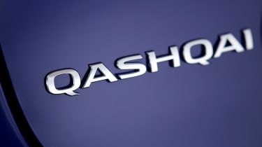 2014 Nissan Qashqai badge