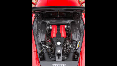 Ferrari turbos 488 F40 - 488 engine