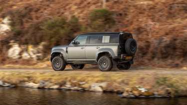 Land Rover Defender Octa rear