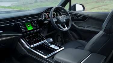 Audi Q7 interior