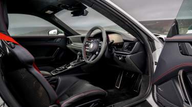 Porsche GT3s 996 v 992