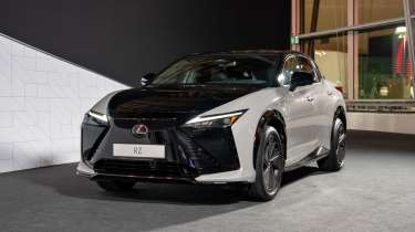 Lexus RZ550e front
