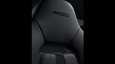 McLaren 570GT Black Collection - seats