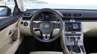Volkswagen CC 2.0 TSI dashboard interior