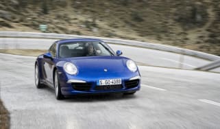 Porsche 911 Carrera 4S video review
