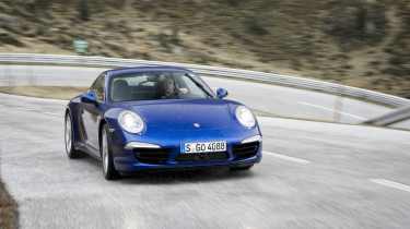 Porsche 911 Carrera 4S video review