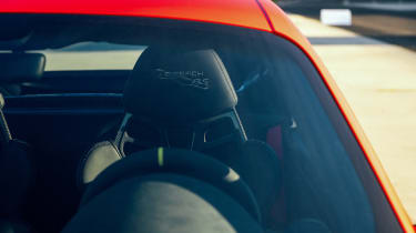 Porsche 718 GT4 RS – seats