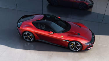 Ferrari 12Cilindri – top