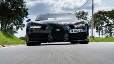 Bugatti Chiron - front