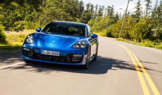 Porsche Panamera Sport Tourismo Turbo – Front