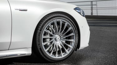 Mercedes-AMG S63 header – wheel