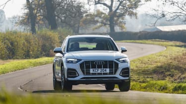 Audi Q5 2021 – front cornering