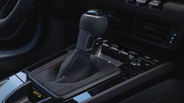 2025 Porsche 911 GT3 gear knob