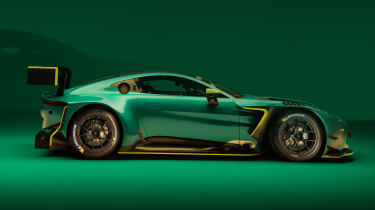 Aston Martin Vantage GT3 – side