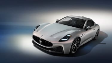 Maserati GranTurismo Modena – front q