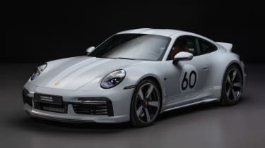 Porsche 911 Sport Classic – studio front quarter