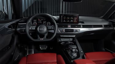 Audi A4 avant - dash