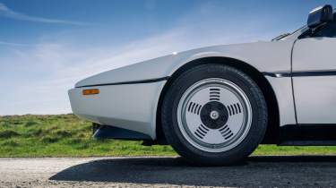 BMW M1