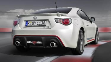 Toyota GT86 Cup Edition on track rear