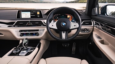 BMW 7-series 2019 interior