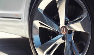 Bentley Bentayga PHEV - wheels