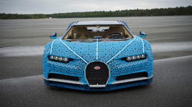 Bugatti Chiron lego - front