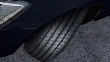 Goodyear Eagle F1