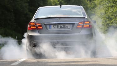 Mercedes-Benz E63 AMG burn-out
