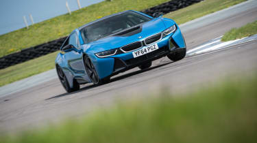 Bmw I8 Review Prices Specs And 0 60 Time Evo