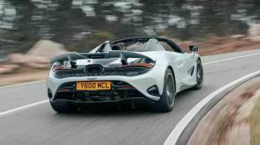 McLaren 750S Spider – rear