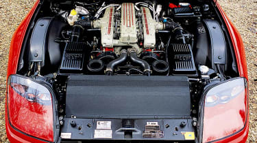 Ferrari 550 engine